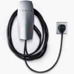 TESLA-CAR-CHARGER-plug